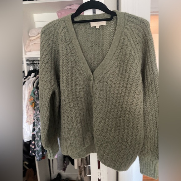 Sezane Sweaters - Sezanne green cardigan. La Maille